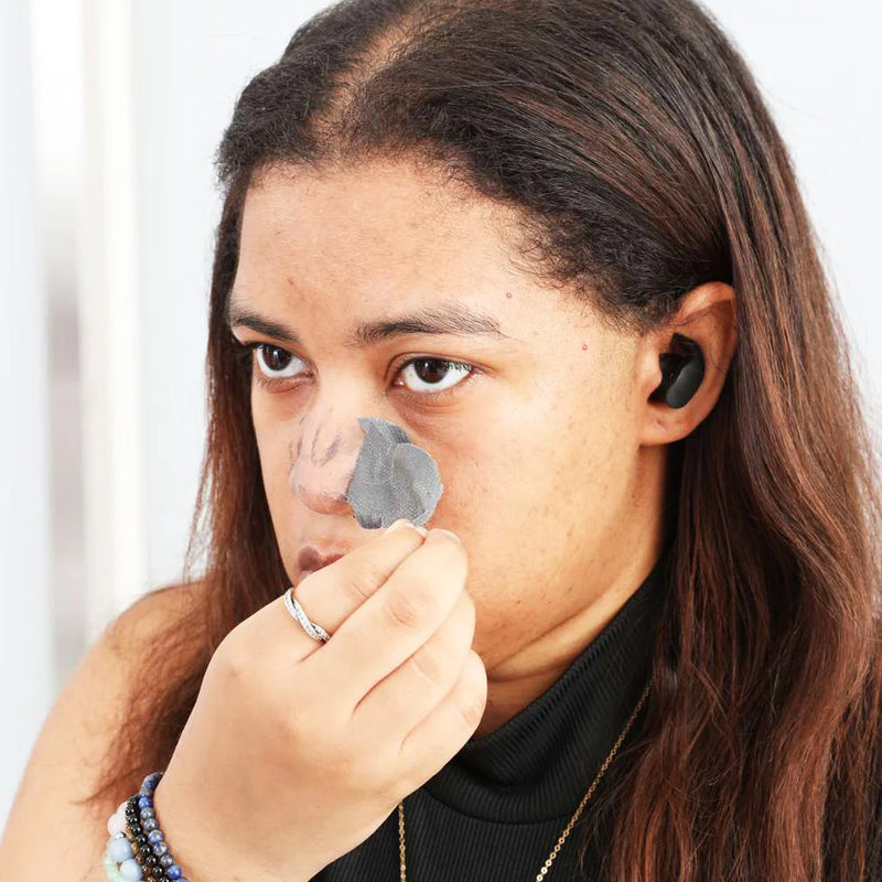 Blackhead nose strips utviklet for dyp rens av porer